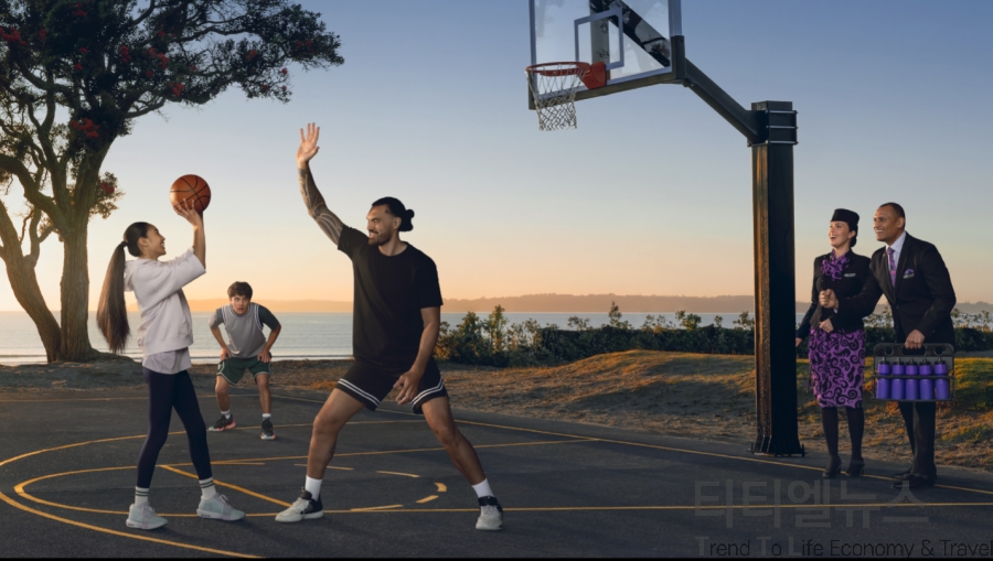 New Zealand basketball legend Stephen Adams appears in Air New Zealand’s new in-flight video TtL News